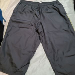 Lined Danskin 20 capris jogging pants